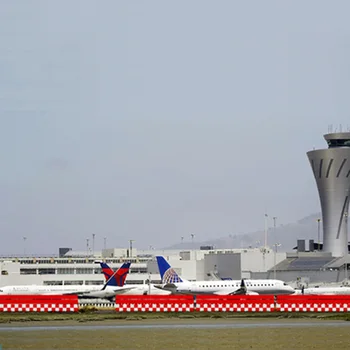 1:400 Oro Uosto Įrenginio Modelio Keleivinių Lėktuvų Reflektoriai Plokštumos Pažadinti Prietaiso Aerodrome Priedai Airdrome Scena Modeliavimo Dalys