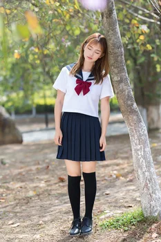 Naujas Atvykimo Sailor kostiumas Mokyklos vienodus rinkinius JK mokyklines uniformas mergaitėms Balti marškiniai ir tamsiai mėlynos spalvos sijonas tinka Studentų Cosplay