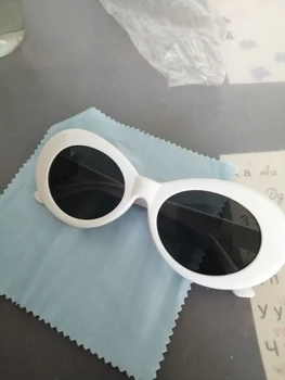 2021 akiniai Kurt Cobain akinius ovalo formos akiniai nuo saulės ponios madinga karšto Vintage retro akiniai nuo saulės Moterų white black akiniai