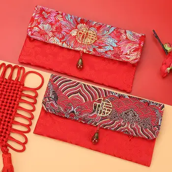 1pcs Naujas 2021 Ruby Pakabukas Kinų Stiliaus Šilko Gėlių Raudoną Voką Kišenėje Naujųjų Metų Paketinių Pinigų Maišas Tradicija Fengshui