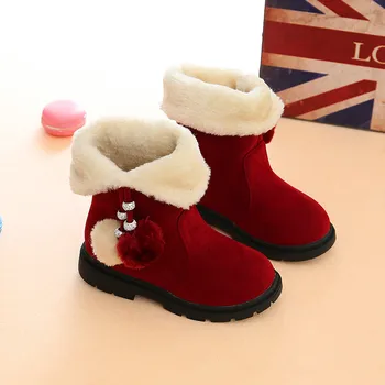Raudona Kalėdų batai 2020 