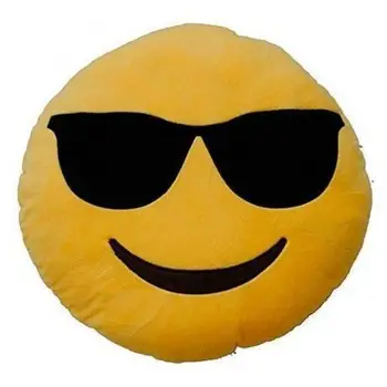 Emoticonworld akiniai nuo saulės 29 cm-šypsenėlių pagalvėlė.